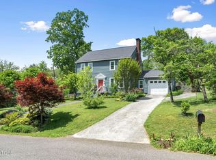 3123 Fountain Park Blvd, Knoxville, TN 37917