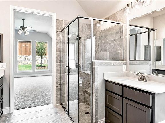5th image of 2712 Preakness Pl