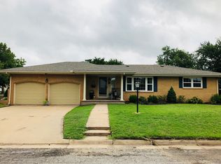 426 N Loomis St, Garden Plain, KS 67050