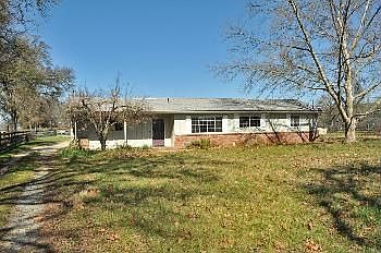 1st image of 18562 Biladeau Ln