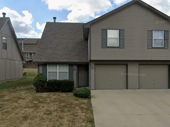 804 SW Pinebrook Village Dr #804, Blue Springs, MO 64015