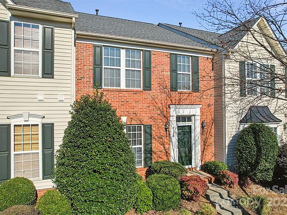 2nd image of 8130 Bridgegate Dr