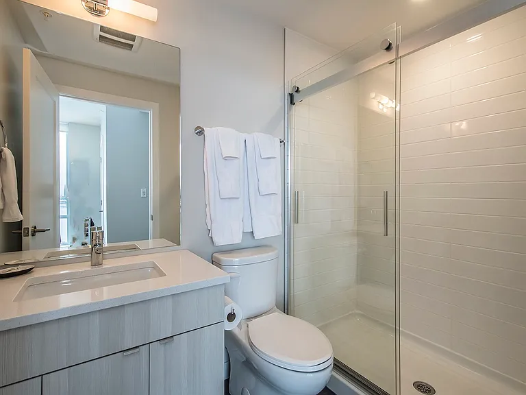 49 Kings Wharf Pl — Photo 8