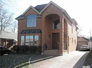 154-58 26th Ave, Flushing, NY 11354
