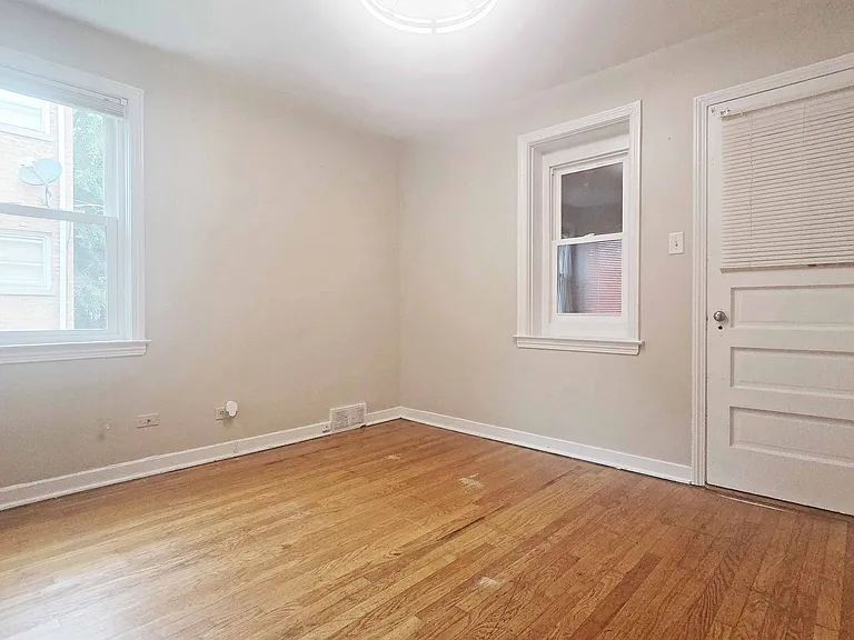 8143 Kilpatrick Ave #1A — Photo 4