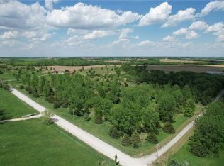 Middle Rd, Weston, MO 64098