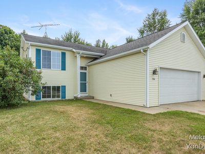 2166 W 140th St, Grant, MI, 49327