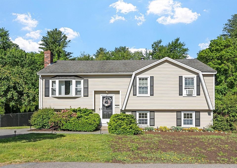 1st image of 104 Freda Ln