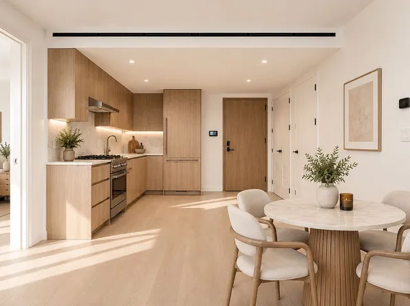 30-78 29th St #4B, Astoria, NY 11102