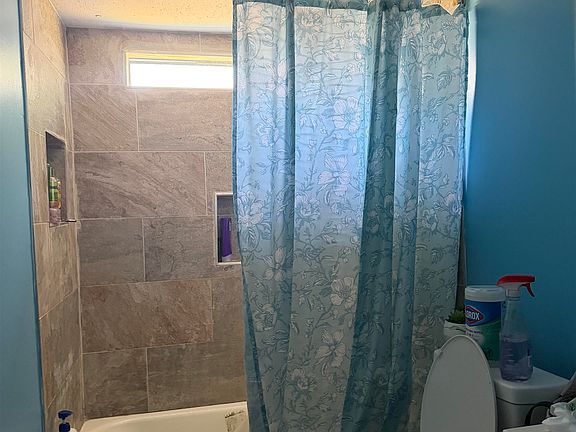 4th image of 27731 Linholm Rd