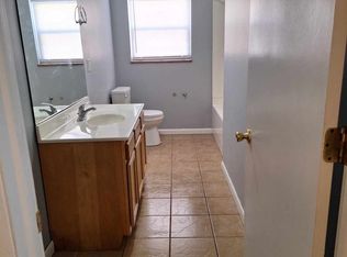 824 9th Ave #1, Huntington, WV 25701