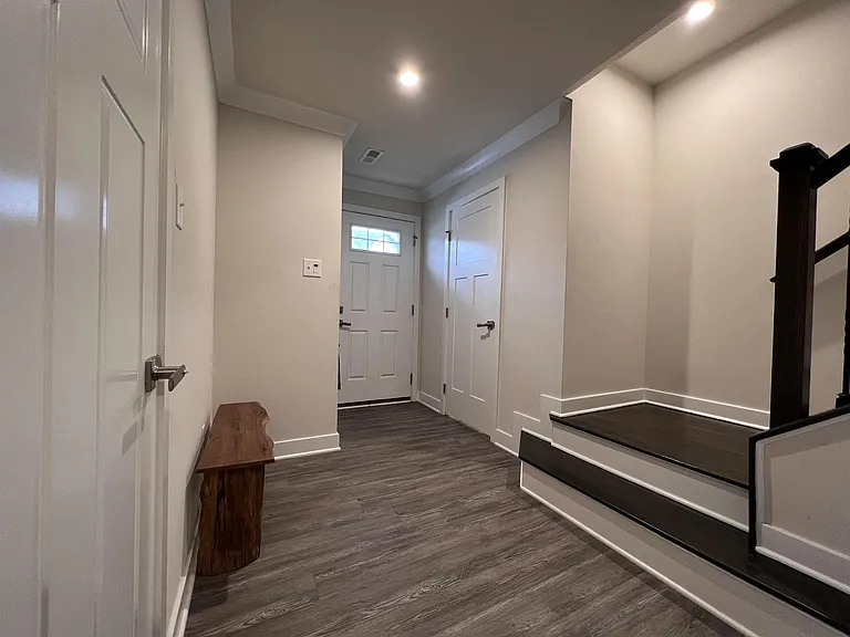 217 Stonehurst Dr #1 — Photo 5