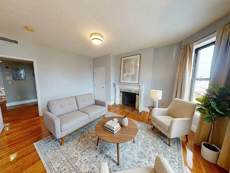 17 Highgate St #8 — Photo 15