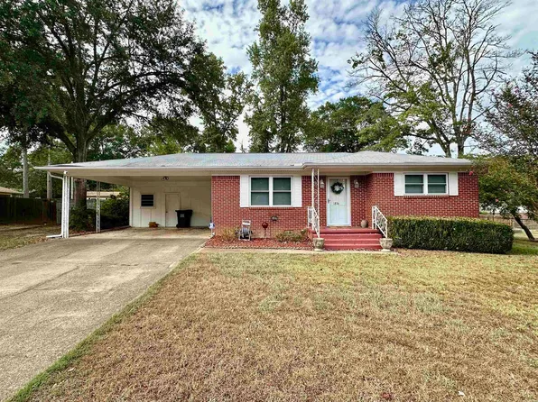 1816 Harmon Dr, Benton, AR 72015