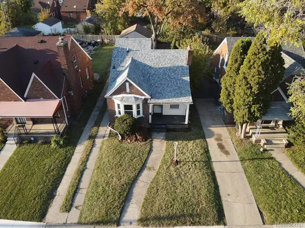 11271 Kenmoor St, Detroit, MI 48205