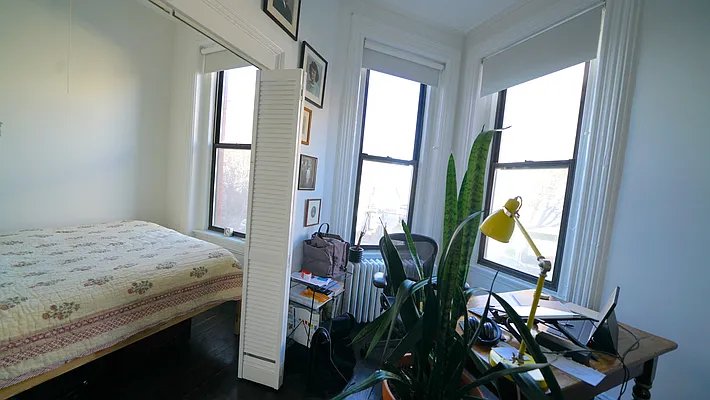 Rented by Dwell Residential Inc | media 28