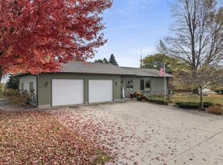 415 S Adams St, Valders, WI 54245