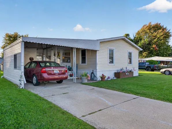441 Selkirk Dr, Mount Morris, MI 48458