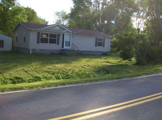 4841 Fairport Rd, Newton Falls, OH 44444