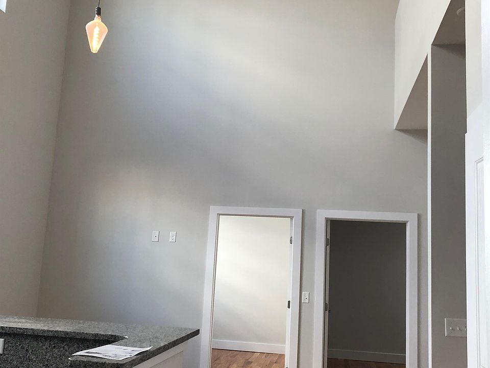 1st image of 134 Sussex Ave #142