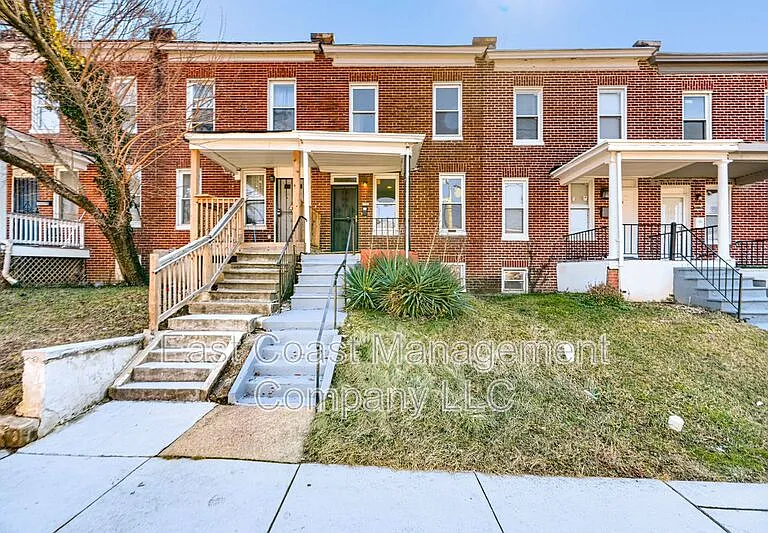 3213 Elmley Ave — Photo 2