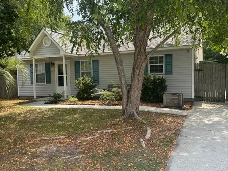 642 Indian Wells Way — Photo 2