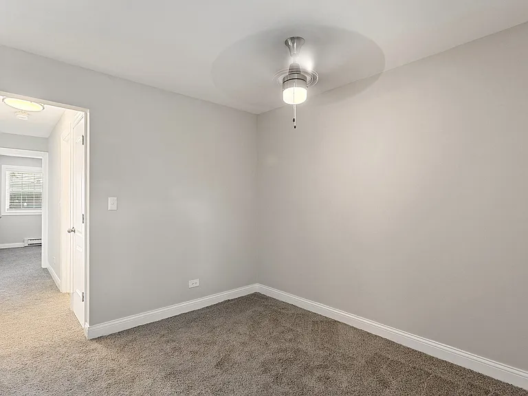 The Hinsdale — Photo 18