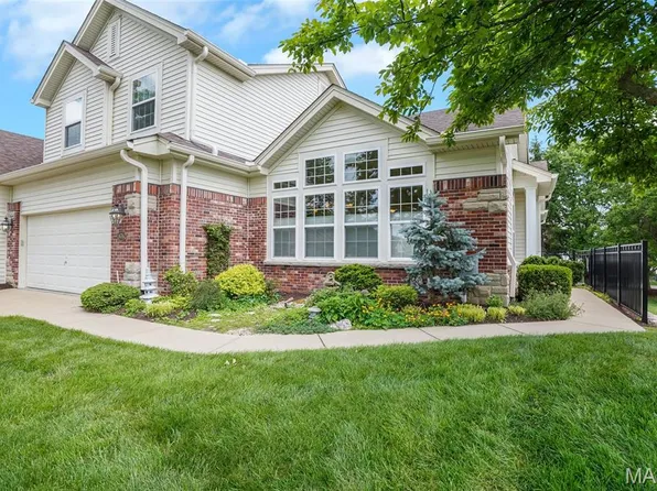 14762 Thornbird Manor Pkwy, Chesterfield, MO 63017