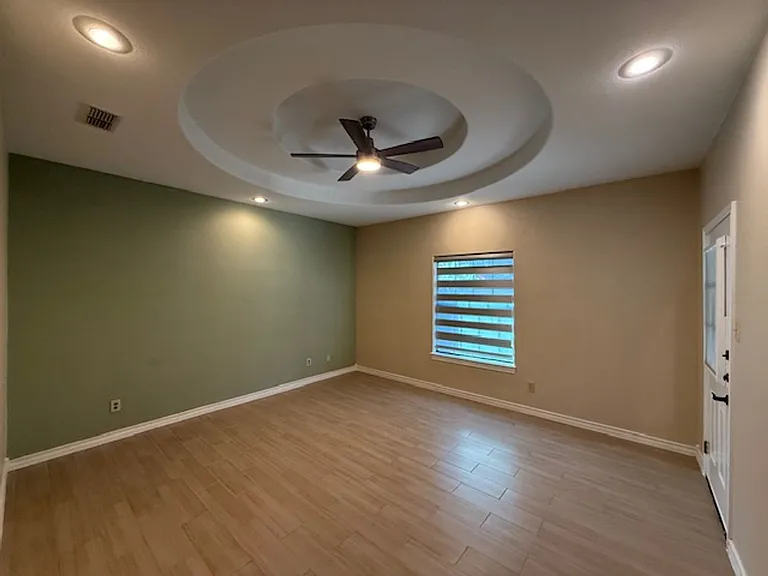 2912 Sundance Loop — Photo 11