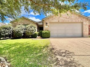 784 Kingfisher Ln, Leander, TX 78641