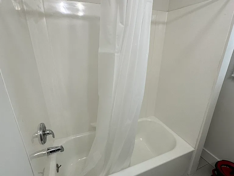 164 Hanover St #2 — Photo 11