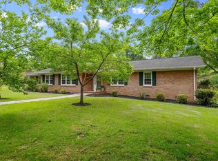 5 Covington Rd, Greenville, SC 29617