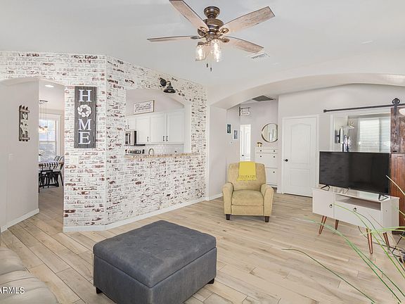 3rd image of 6816 S SUNNYVALE Avenue