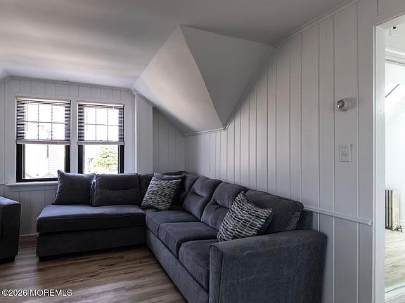 3rd image of 1 Niblick Street #3