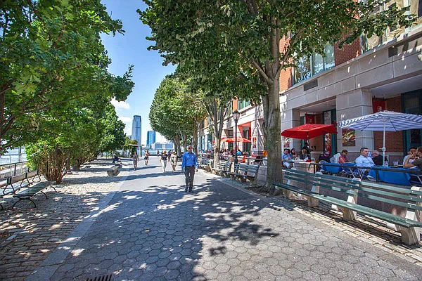 Sold by BSRG Realty | media 10