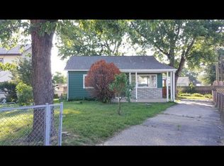 21 Yawmeter Dr, Baltimore, MD 21220