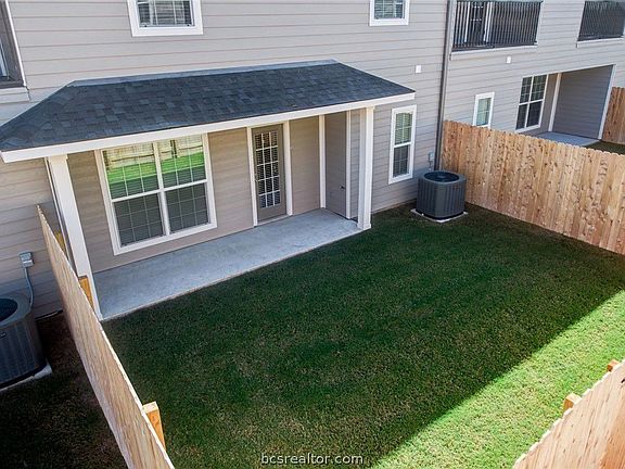4th image of 548 Hayes Ln