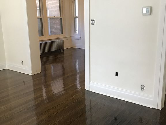 4th image of 34 S 18th St #3B-1BA-980SQFT