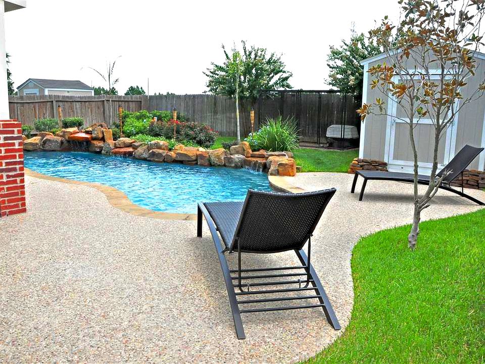 Awesome Backyard! Pool only a year old!