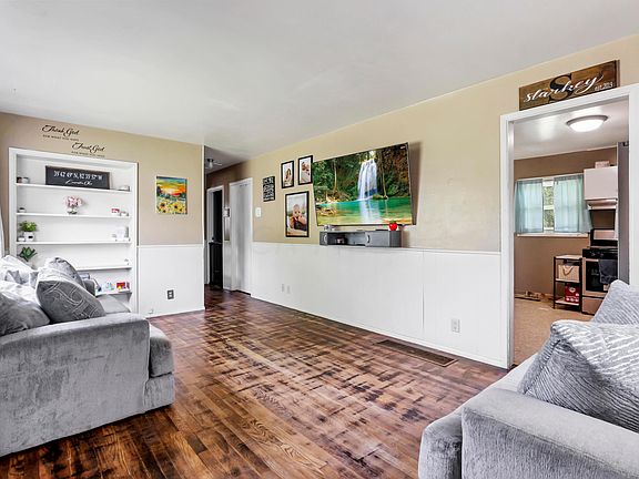 5th image of 1340 E Fair Ave