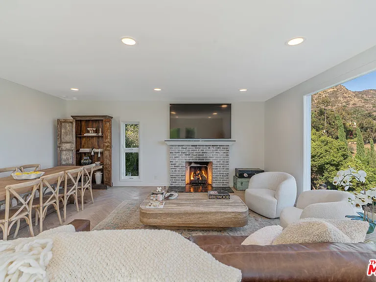 3479 Wonder View Dr — Photo 7