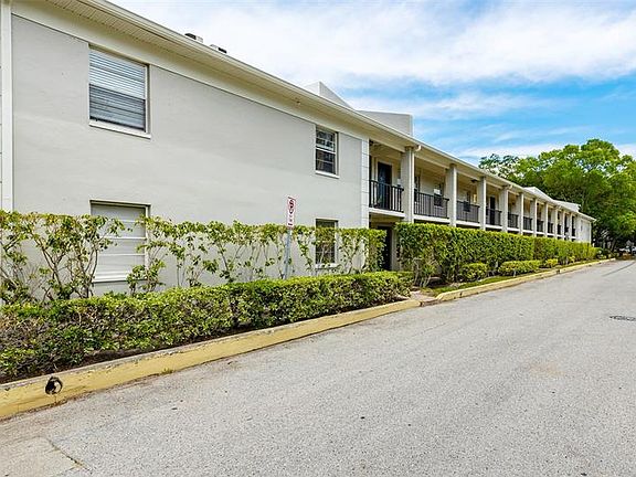 2nd image of 5221 S Bayshore Blvd #59