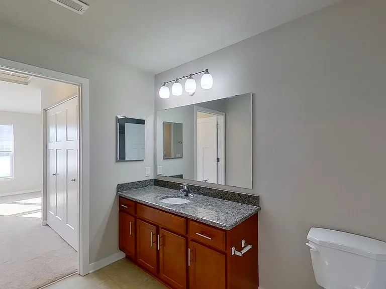 2002 American Eagle Dr #11 — Photo 14