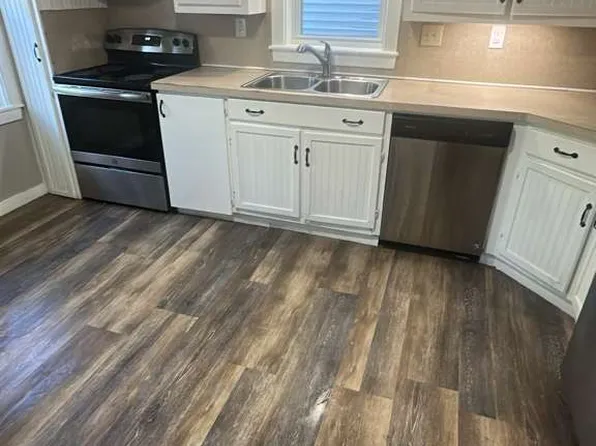 (undisclosed Address), North Smithfield, RI 02896