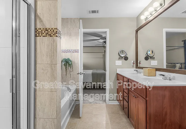 153 Hamilton Grove Dr — Photo 31
