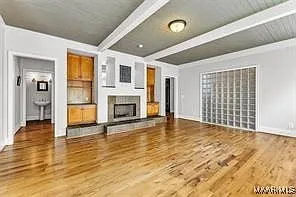 3 bed, 2.5 bath, 2540 sqft, $2,600 — Photo 2