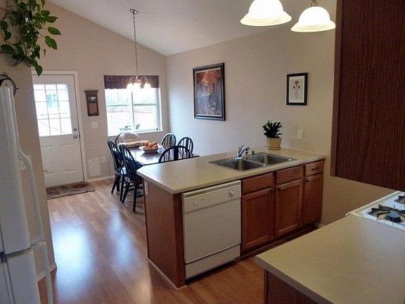 5th image of 4732 Canyon Creek Blvd