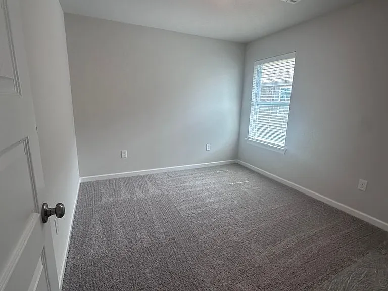 4021 Caraway Ln — Photo 9
