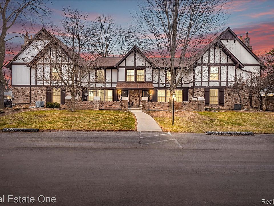 1st image of 21901 Shore Pointe Ln #39