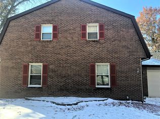 2301 Patrick Dr, Belleville, IL 62221